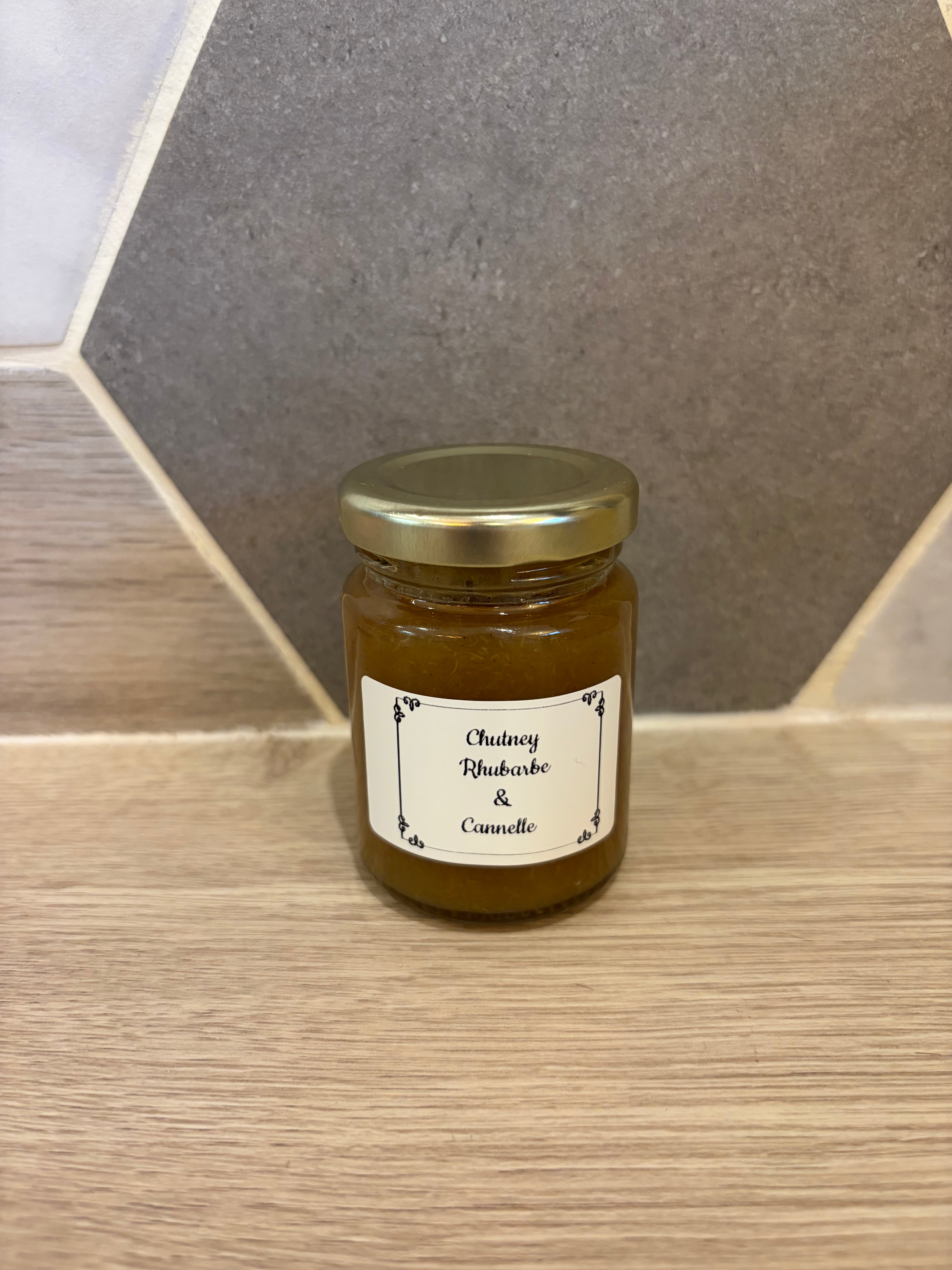 Chutney rhubarbe et canelle