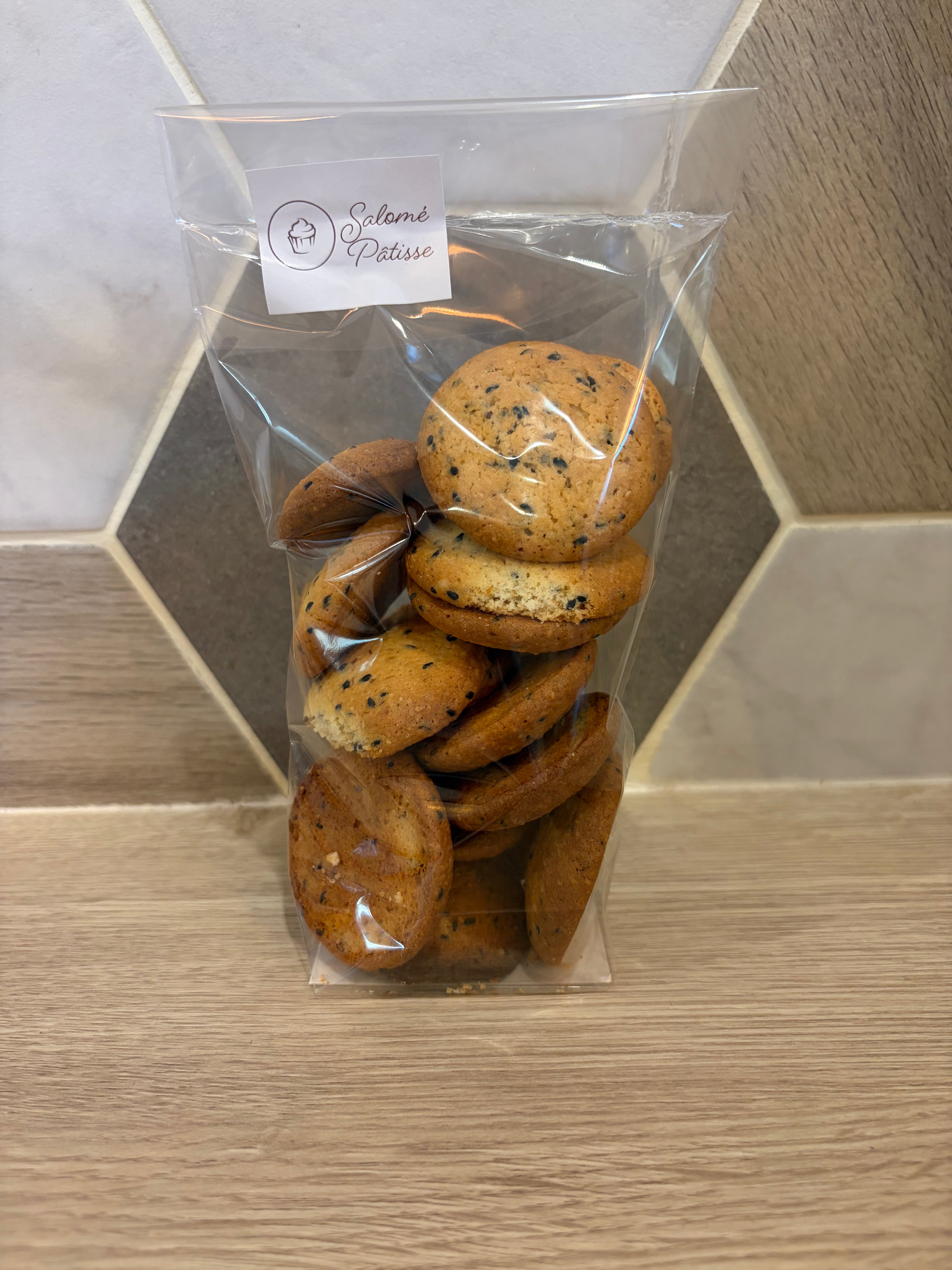 Sablé citron sésame noir